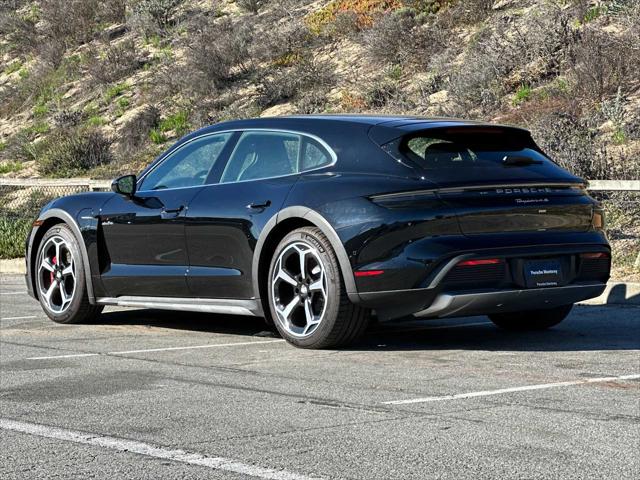 2025 Porsche Taycan Cross Turismo 4S