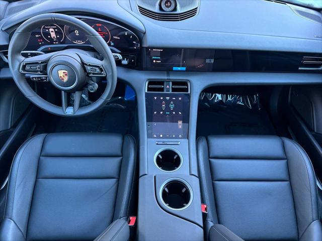 2025 Porsche Taycan Cross Turismo 4S