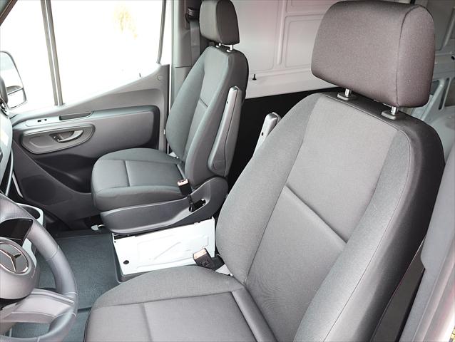 2025 Mercedes-Benz Sprinter 2500 Standard Roof 4-Cyl Diesel