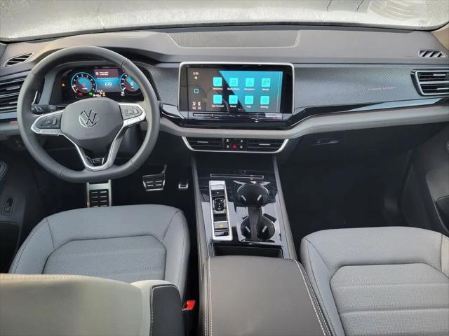 2026 Volkswagen Atlas Cross Sport SEL R-Line Black