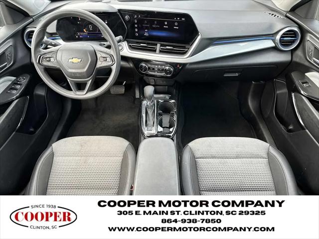 2024 Chevrolet Trax FWD LT