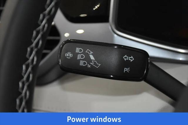 2026 Volkswagen Taos SEL