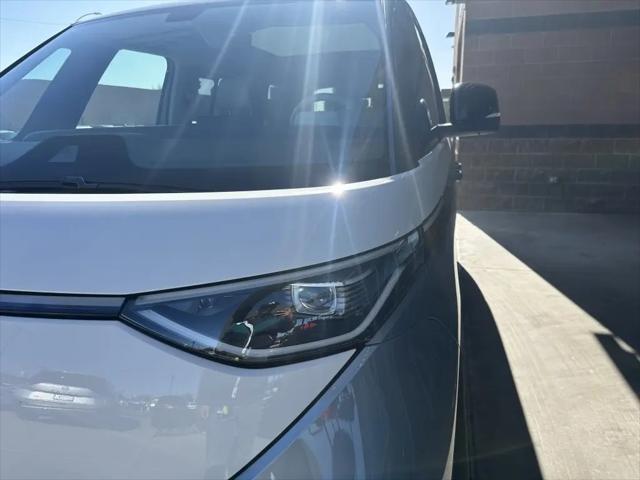 2025 Volkswagen ID. Buzz 1st Edition with 4MOTION