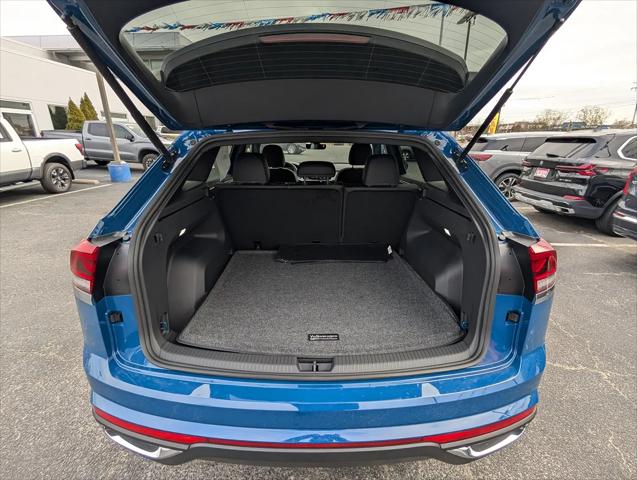 2026 Volkswagen Atlas Cross Sport SE