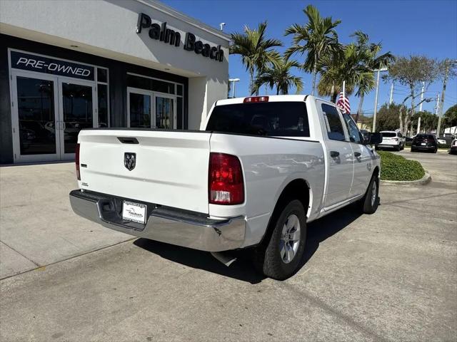 2022 Ram 1500 Classic SLT Crew Cab 4x2 5'7" Box