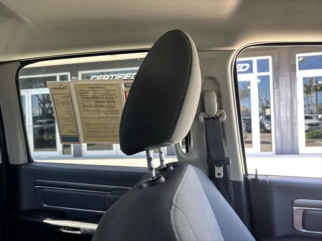 2022 Ram 1500 Classic SLT Crew Cab 4x2 5'7" Box