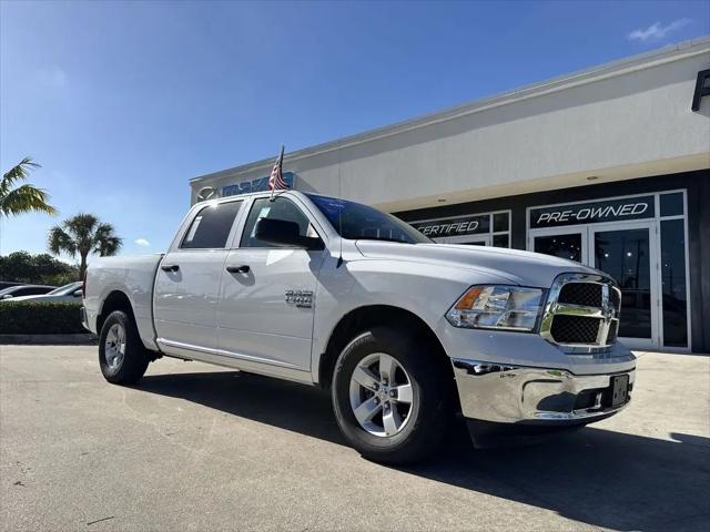2022 Ram 1500 Classic SLT Crew Cab 4x2 5'7" Box