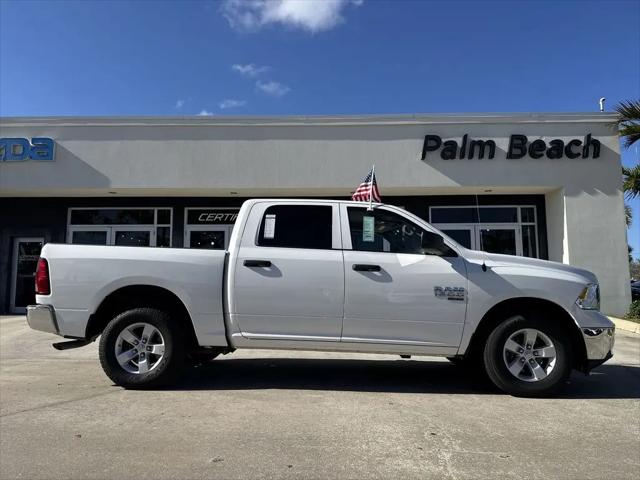 2022 Ram 1500 Classic SLT Crew Cab 4x2 5'7" Box