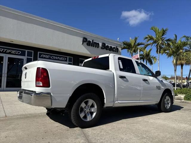 2022 Ram 1500 Classic SLT Crew Cab 4x2 5'7" Box