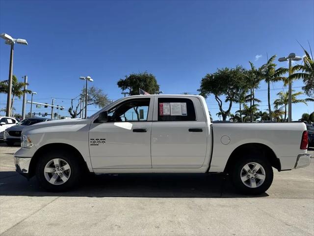 2022 Ram 1500 Classic SLT Crew Cab 4x2 5'7" Box