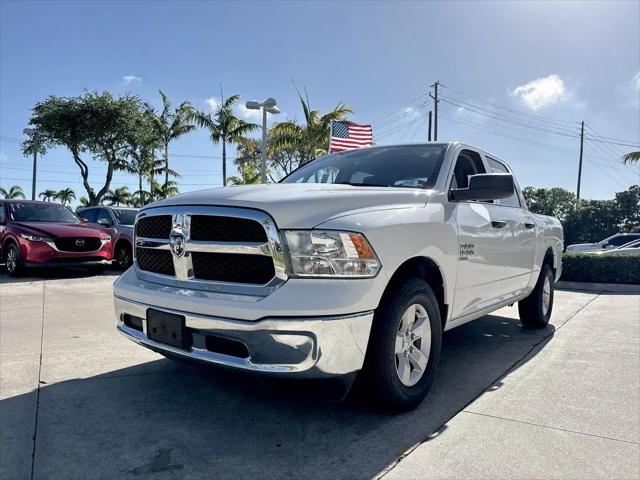 2022 Ram 1500 Classic SLT Crew Cab 4x2 5'7" Box