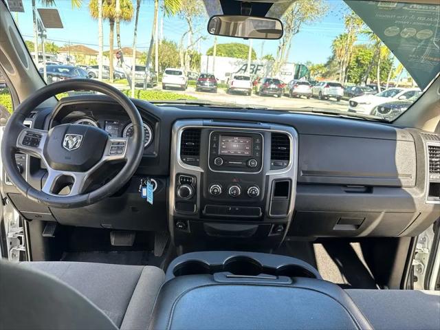 2022 Ram 1500 Classic SLT Crew Cab 4x2 5'7" Box