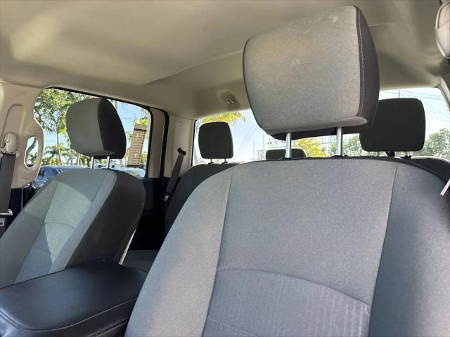 2022 Ram 1500 Classic SLT Crew Cab 4x2 5'7" Box