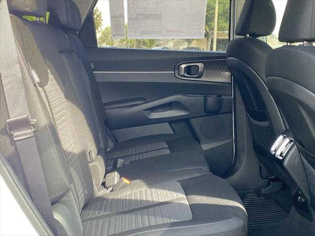 2026 Kia Sorento LX