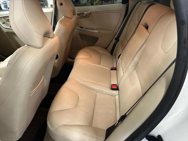 2011 Volvo XC60 3.2