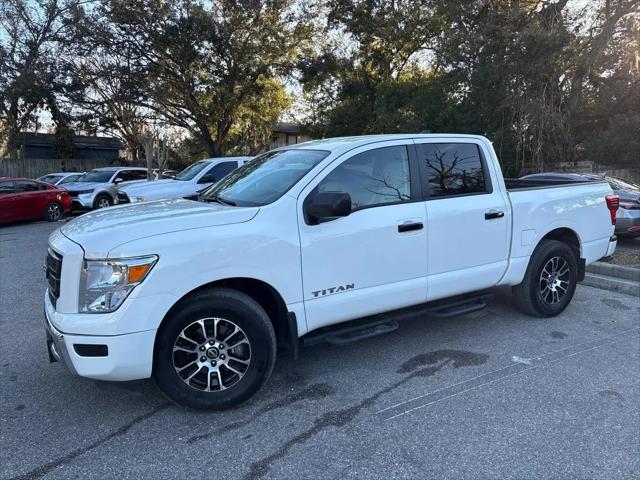 2024 Nissan Titan Crew Cab SV 4x2