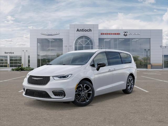 2026 Chrysler Pacifica Select for sale in Antioch, IL