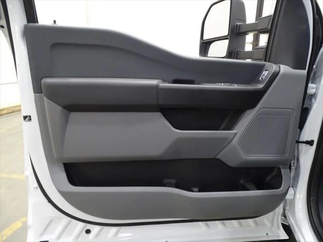 2023 Ford F-550 XL