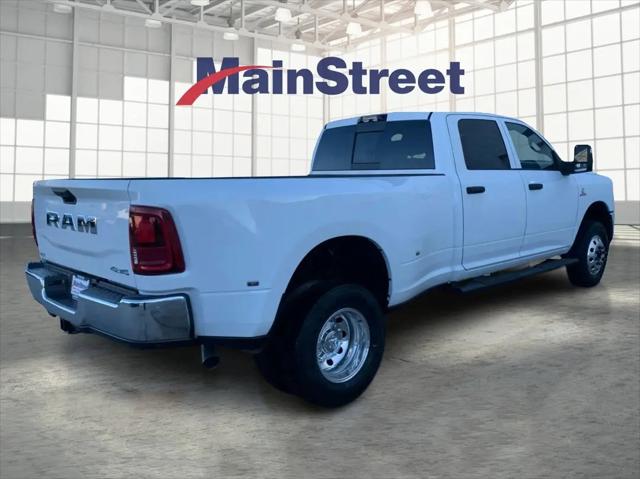 2026 Ram 3500 Tradesman Crew Cab 4x4 8' Box