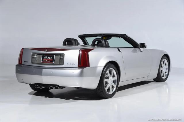 2006 Cadillac XLR Standard