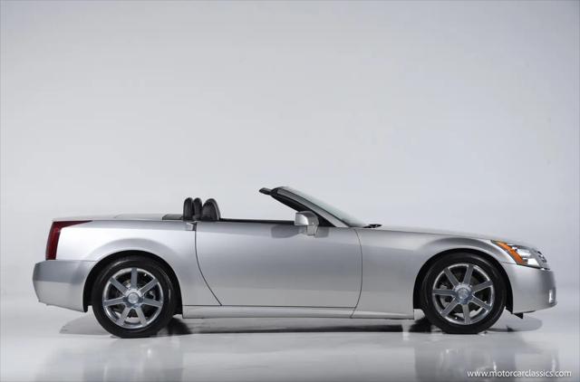 2006 Cadillac XLR Standard