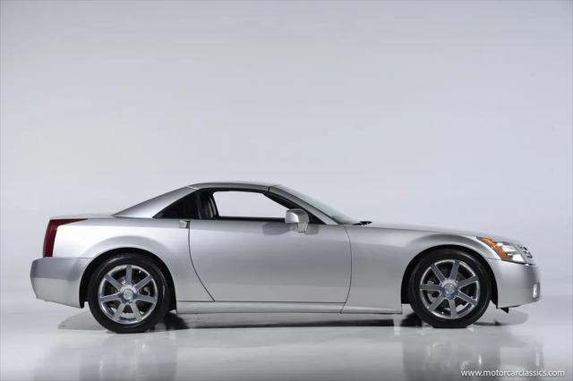 2006 Cadillac XLR Standard