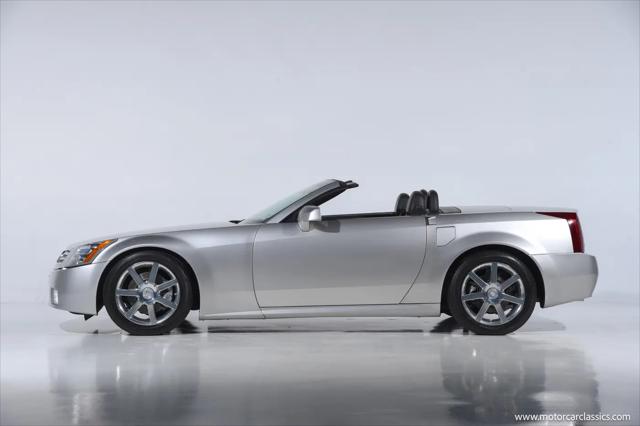 2006 Cadillac XLR Standard