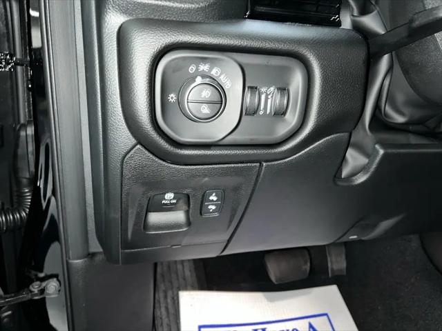 2026 Ram 1500 Laramie Crew Cab 4x4 5'7" Box