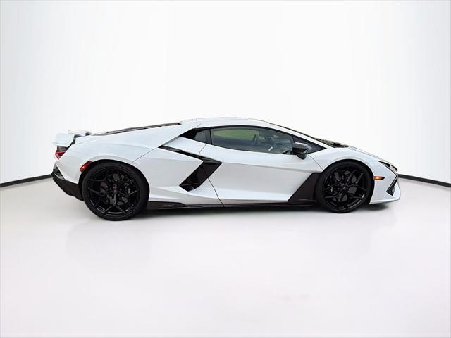 2024 Lamborghini Revuelto Coupe