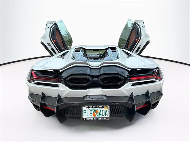 2024 Lamborghini Revuelto Coupe