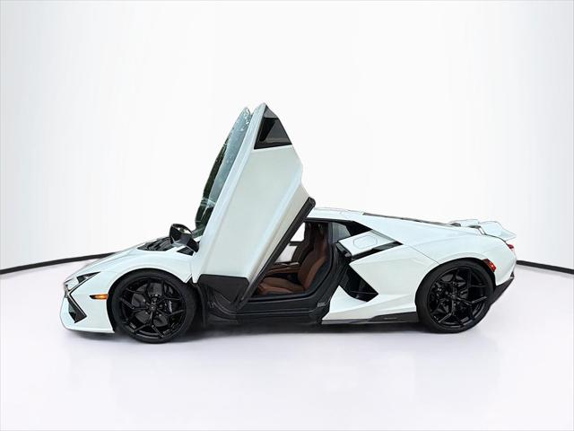2024 Lamborghini Revuelto Coupe