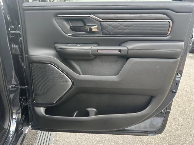 2026 Ram 1500 Limited Crew Cab 4x4 5'7" Box
