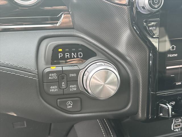 2026 Ram 1500 Limited Crew Cab 4x4 5'7" Box