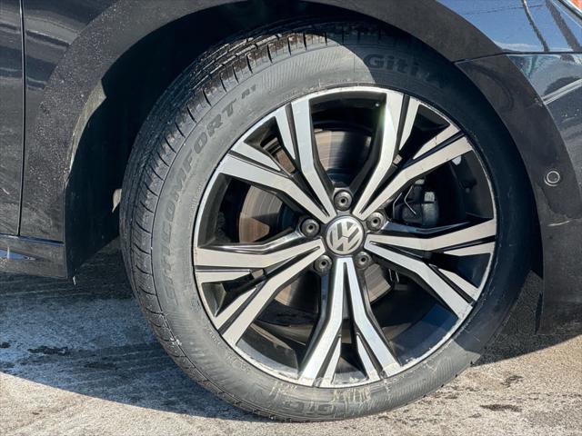 2020 Volkswagen Passat 2.0T SEL 2020 Volkswagen Passat 2.0T SEL