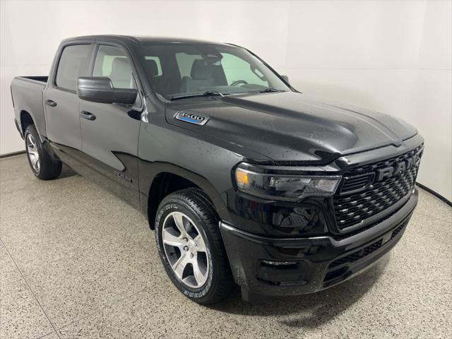 2025 RAM Ram 1500 RAM 1500 TRADESMAN CREW CAB 4X2 57 BOX 2025 RAM Ram 1500 RAM 1500 TRADESMAN CREW CAB 4X2 57 BOX