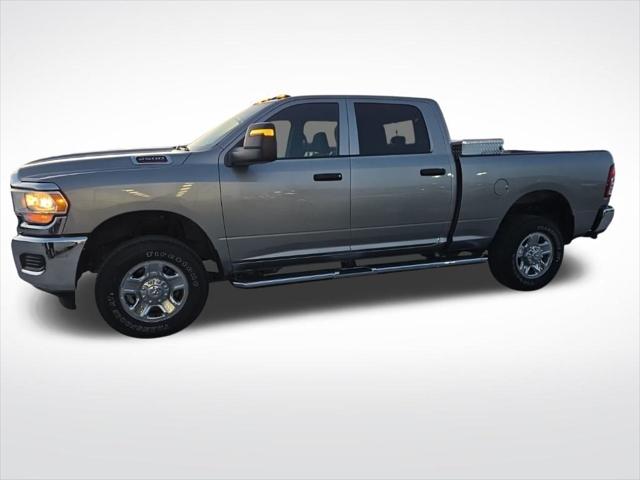 2024 RAM 2500 Tradesman Crew Cab 4x4 64 Box