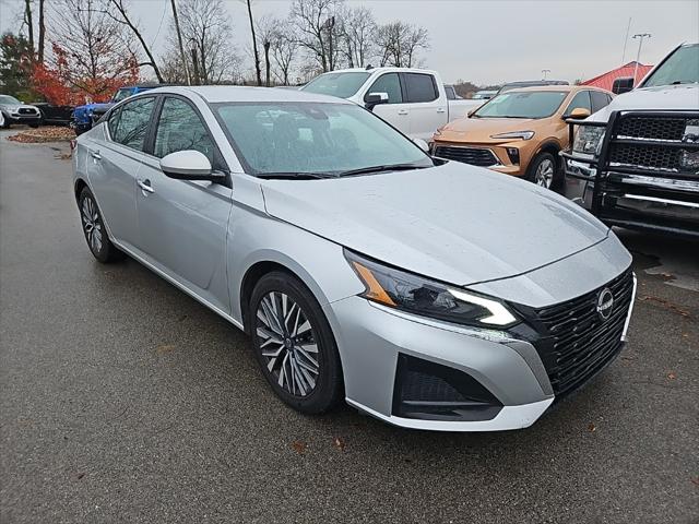 2023 Nissan Altima SV FWD
