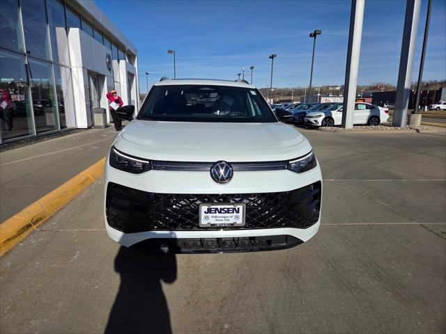 2026 Volkswagen Tiguan SE R-Line Black