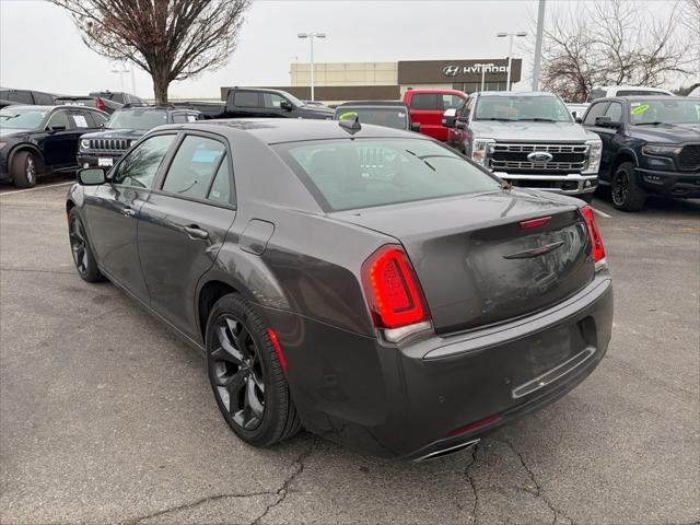 2023 Chrysler 300 300S 2023 Chrysler 300 300S