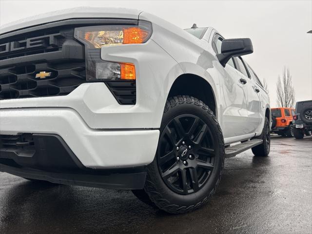 2024 Chevrolet Silverado 1500 4WD Crew Cab Short Bed Custom
