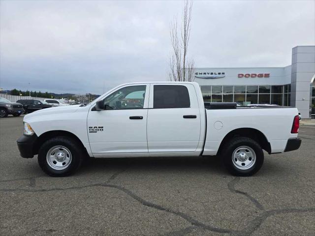 2019 RAM 1500 Classic Tradesman Crew Cab 4x4 57 Box 2019 RAM 1500 Classic Tradesman Crew Cab 4x4 57 Box