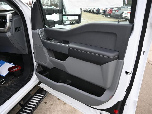 2024 Ford F-550 XLT