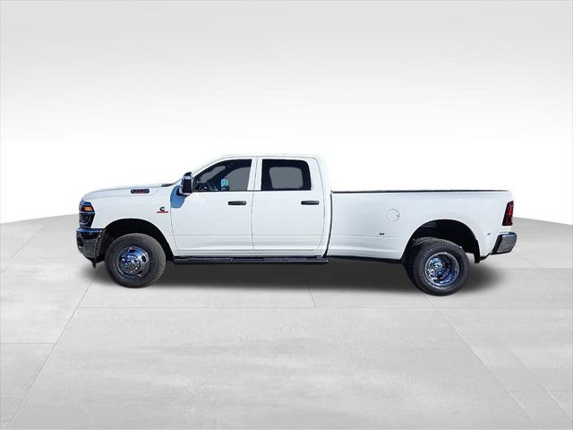 2026 Ram 3500 Tradesman Crew Cab 4x4 8' Box