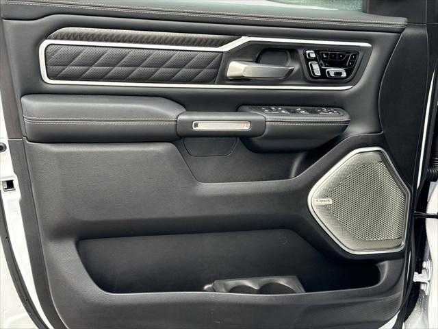 2026 Ram 1500 Tungsten Crew Cab 4x4 5'7" Box