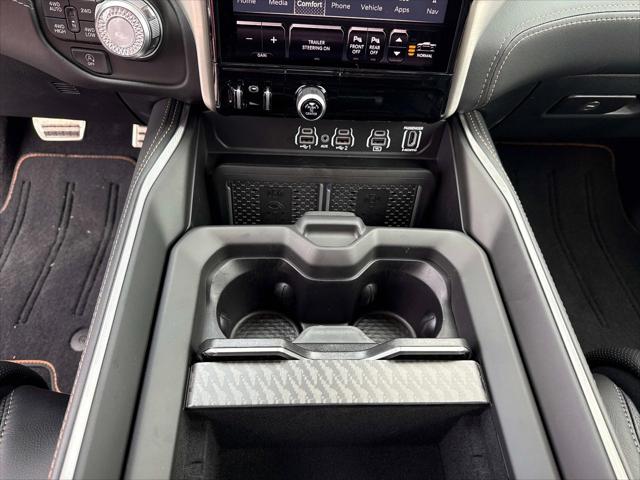 2026 Ram 1500 Tungsten Crew Cab 4x4 5'7" Box