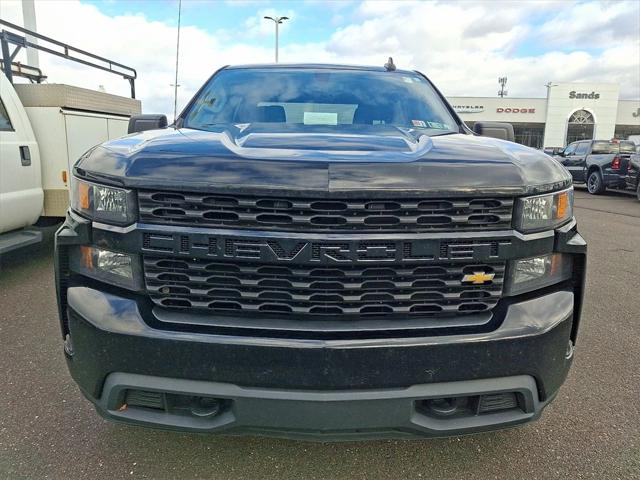 2020 Chevrolet Silverado 1500 4WD Crew Cab Short Bed Custom 2020 Chevrolet Silverado 1500 4WD Crew Cab Short Bed Custom