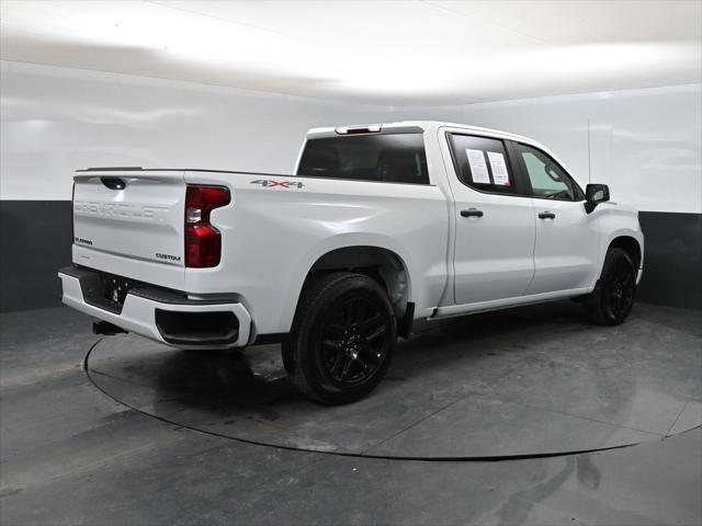 2022 Chevrolet Silverado 1500 4WD Crew Cab Short Bed Custom 2022 Chevrolet Silverado 1500 4WD Crew Cab Short Bed Custom