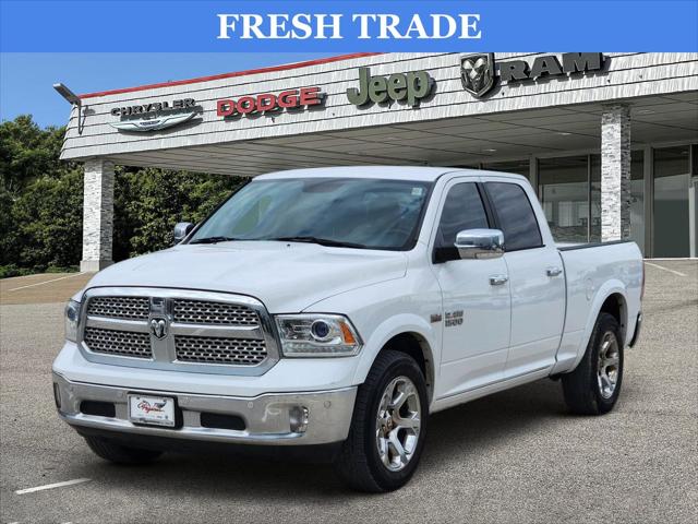 2017 RAM 1500 Laramie Crew Cab 4x2 64 Box 2017 RAM 1500 Laramie Crew Cab 4x2 64 Box