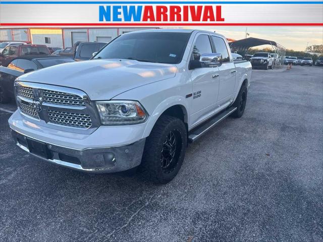 2018 RAM 1500 Laramie Crew Cab 4x2 57 Box 2018 RAM 1500 Laramie Crew Cab 4x2 57 Box