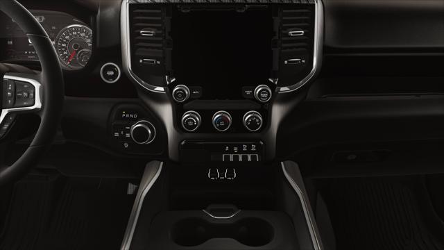 2026 RAM Ram 1500 RAM 1500 EXPRESS CREW CAB 4X4 57 BOX